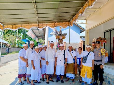 Perbekel Panji Anom Hadiri Acara Melaspas Bangunan dan Grand Opening UD Manda