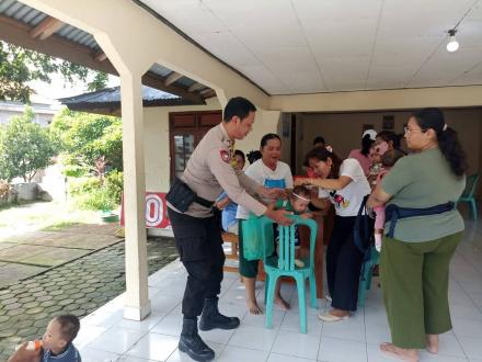 KEGIATAN POSYANDU BALITA & IBU HAMIL (PODYANDU CEMPAKA PUTIH) SERTA BINA KELUARGA BALITA (BKB) DI DE