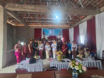 MELESTARIKAN WARISAN LELUHUR MELALUI BULAN BAHASA BALI KE-VIII DESA PANJI ANOM