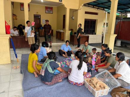 KEGIATAN POSYANDU BALITA DAN IBU HAMIL (POSYANDU MELATI) SERTA BINA KELUARGA BALITA (BKB) DI DESA PA
